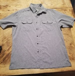 Croft and Barrow Men's size M button up Quick dry
